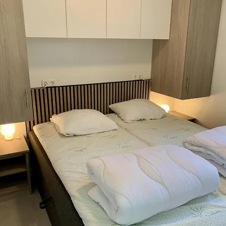 Near Market Дом отдыха *