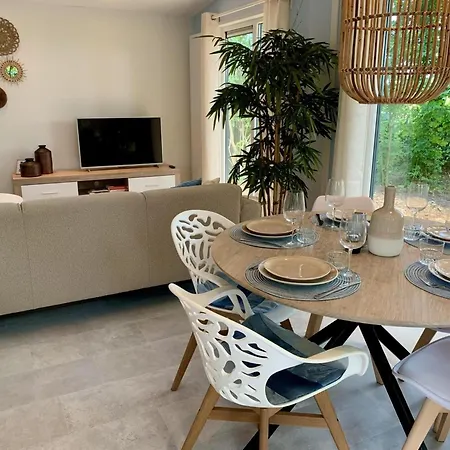 Near Market * Sint Maartensvlotbrug