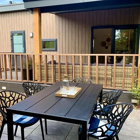 Near Market Дом отдыха *